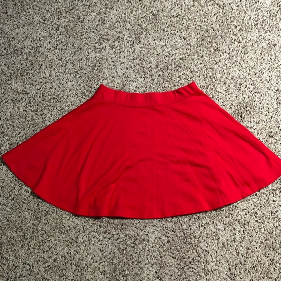 dani’s choice Dresses & Skirts - Size XL red skirt